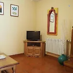 Rurales La Escuela * Buelles
