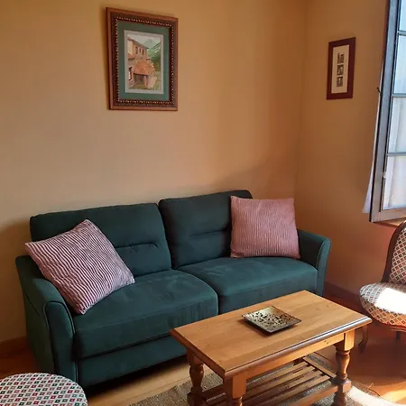 Rurales La Escuela Apartment *