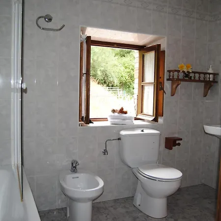 Rurales La Escuela Buelles